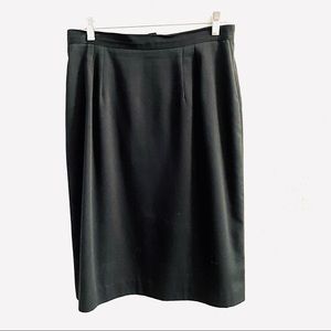 Classic Knee Length Pencil Skirt Size 14